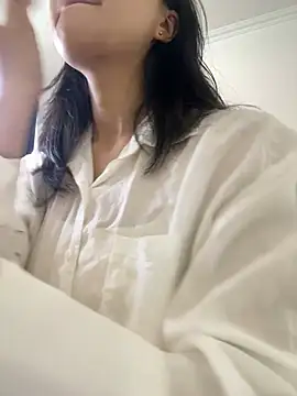 Shanshan 1267 online show from 04/08/26, 06:02