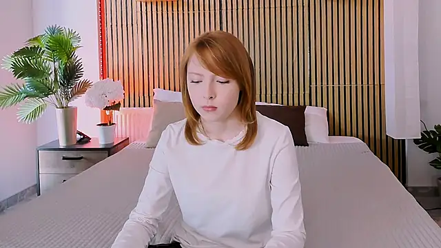 CherryCrushLove online show from 04/11/26, 07:45