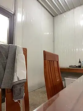 Elisa-a online show from 04/07/26, 09:32