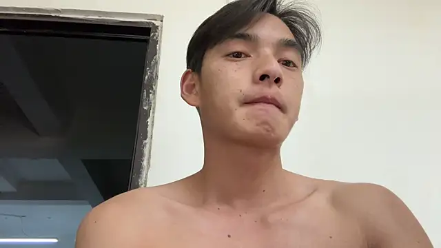 XHR2 online show from 04/11/26, 06:12