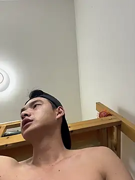 XHR2 online show from 04/13/26, 10:54