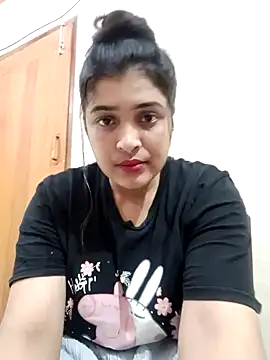 Snapshot of Joya-22 chatting on 04/08/26, 08:31 Joya-22 online show from 04/08/26, 08:31