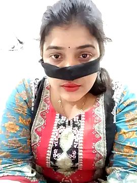 Snapshot of Joya-22 chatting on 04/11/26, 11:31 Joya-22 online show from 04/11/26, 11:31