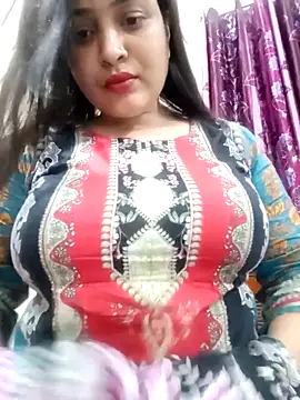 Snapshot of Joya-22 chatting on 04/15/26, 08:31 Joya-22 online show from 04/15/26, 08:31