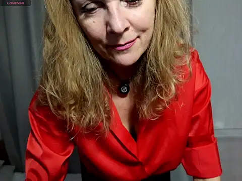 verywetforyou online show from 07/07/26, 12:20