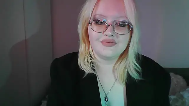 Elayne Sweet online show from 04/14/26, 08:09