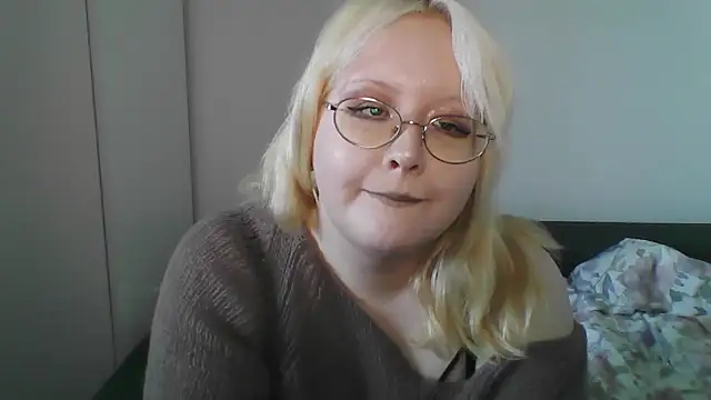 Elayne Sweet online show from 04/15/26, 08:10