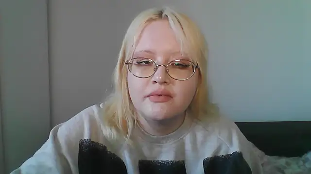 Elayne Sweet online show from 04/16/26, 08:04