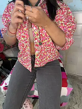 Snapshot of miss_aaashikaa chatting on 04/08/26, 09:42 miss aaashikaa online show from 04/08/26, 09:42