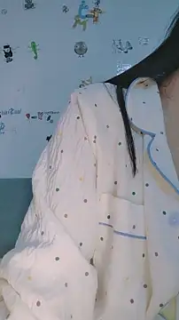 yehua001 online show from 04/15/26, 02:29