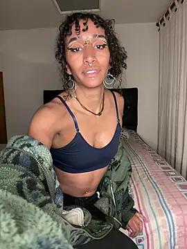 Sun lynx Love online show from 06/04/26, 12:49