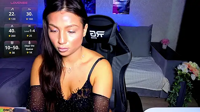 Tanita Moon 007 online show from 04/04/26, 12:20