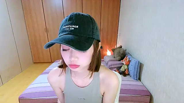 Snapshot of sherry_ss02 chatting on 04/15/26, 07:58 sherry ss02 online show from 04/15/26, 07:58