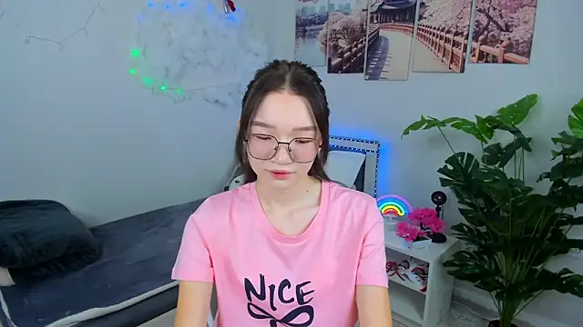 syuri sun online show from 06/16/26, 03:14