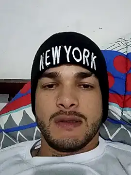 Snapshot of Nicolas_Moncadas chatting on 04/04/26, 07:22 Nicolas Moncadas online show from 04/04/26, 07:22