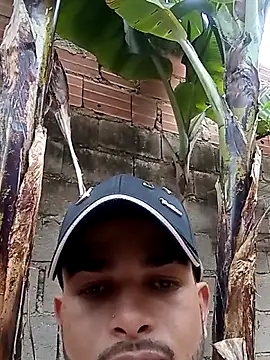 Snapshot of Nicolas_Moncadas chatting on 04/08/26, 05:24 Nicolas Moncadas online show from 04/08/26, 05:24