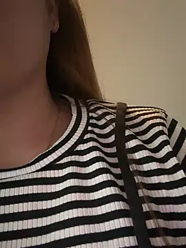 Lina-Naughty online show from 04/09/26, 06:41