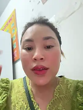 Lina-Naughty online show from 05/23/26, 05:17