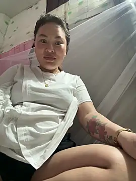 Lina-Naughty online show from 05/26/26, 03:57