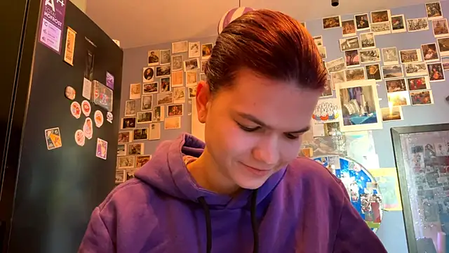 DarylLarrow online show from 04/09/26, 04:01