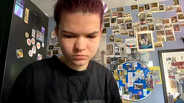 DarylLarrow online show from 04/14/26, 09:26