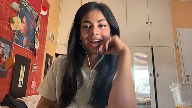 JenniRoutt online show from 04/20/26, 08:39