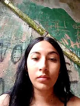 Ann Houston online show from 04/05/26, 05:32