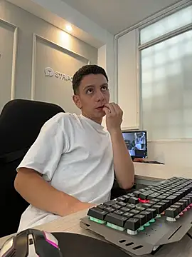 Liam Fiire online show from 04/04/26, 04:15