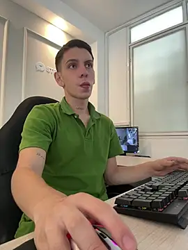 Liam Fiire online show from 04/16/26, 02:51