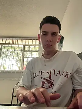 Liam Fiire online show from 04/30/26, 07:42