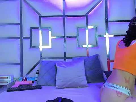 AntonelaBlaze online show from 04/15/26, 03:24