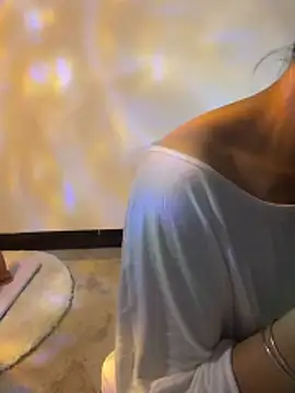 Xiaoyunduo1 online show from 04/15/26, 04:19