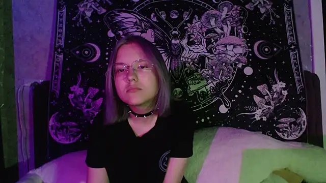 little chappy online show from 06/24/26, 01:21