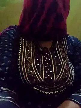 riya12  online show from 04/05/26, 10:12