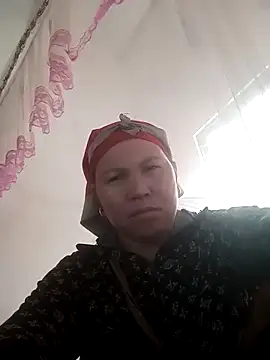 Snapshot of jikey-bibi chatting on 04/07/26, 04:02 jikey-bibi online show from 04/07/26, 04:02