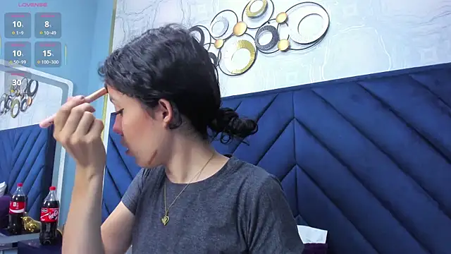 Kaira luxury online show from 04/15/26, 03:24