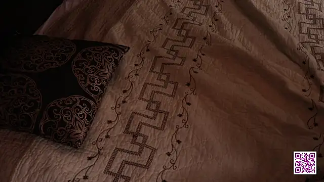 Snapshot of MellowEva chatting on 04/15/26, 07:58 MellowEva online show from 04/15/26, 07:58