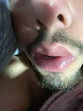 youmeloveyou online show from 04/05/26, 05:54