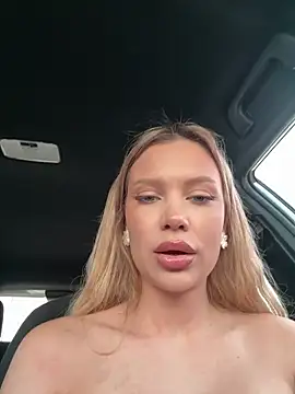 Girl-Mia online show from 04/08/26, 04:12