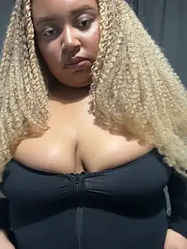 zahiraax online show from 04/03/26, 08:07