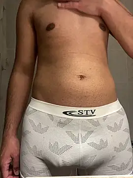 lucasss060 online show from 04/03/26, 07:01