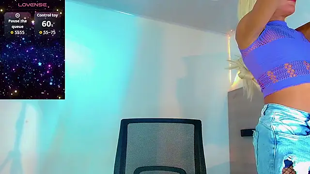 Snapshot of SinnthyaFoxxy chatting on 04/10/26, 07:40 SinnthyaFoxxy online show from 04/10/26, 07:40