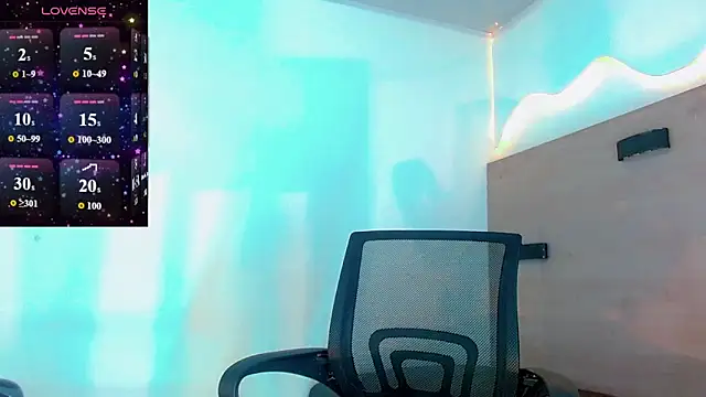 Snapshot of SinnthyaFoxxy chatting on 04/11/26, 07:51 SinnthyaFoxxy online show from 04/11/26, 07:51