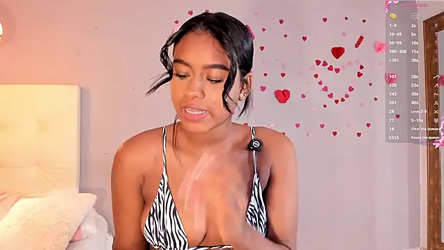 Snapshot of Melaniaa_Roussee chatting on 04/06/26, 02:20 Melaniaa Roussee online show from 04/06/26, 02:20