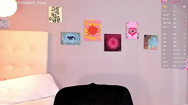Snapshot of Melaniaa_Roussee chatting on 04/14/26, 02:28 Melaniaa Roussee online show from 04/14/26, 02:28