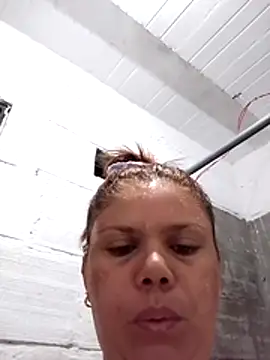 Snapshot of Zafiro_MD chatting on 04/05/26, 12:57 Zafiro MD online show from 04/05/26, 12:57