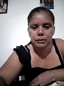 Snapshot of Zafiro_MD chatting on 04/06/26, 11:22 Zafiro MD online show from 04/06/26, 11:22