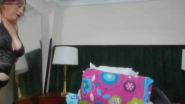 RoxanneSquirt online show from 05/16/26, 12:18