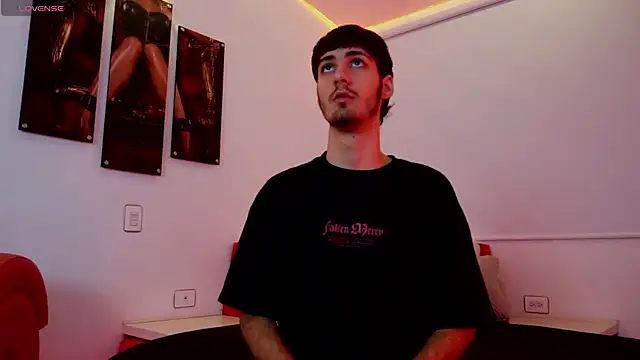 Enzo Crown online show from 04/14/26, 07:53