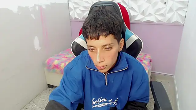 Yei lee  online show from 04/11/26, 03:00